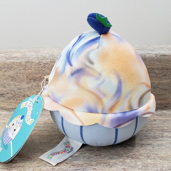 NWT Squishmallows Maudi The Marbled Blueberry Cupcake 5" Plush - Picture 3 of 5